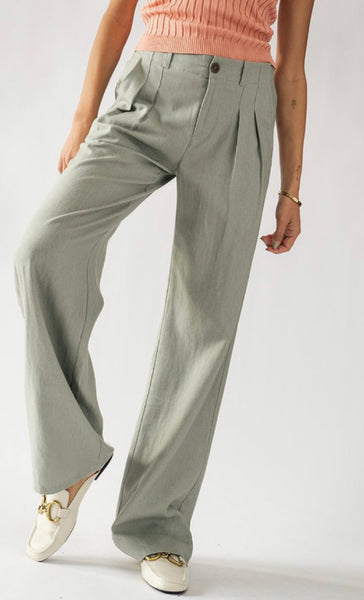 High Waisted Wide Fit Pleated Pants